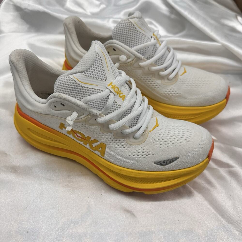 HOKA Bondi 9 Frost Sunflower Men's 8.5 D Running Shoes White Yellow GUC READ